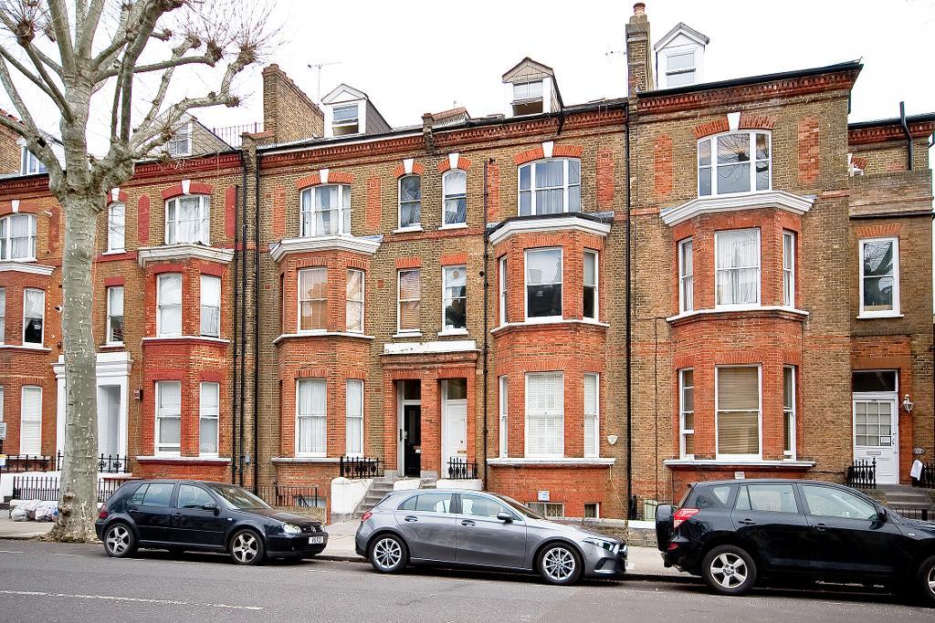 1 Bedroom Flat For Sale in Randolph Avenue, Maida Vale, London, W9 1PE